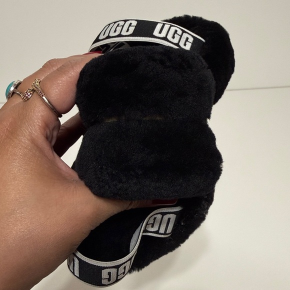 UGG “Oh Yeah” Slide Sandals in Black Sheepskin with an Elastic UGG Logo Strap - Picture 6 of 16